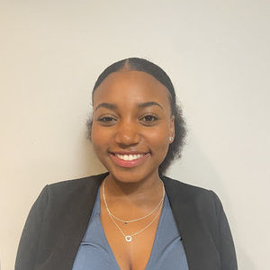 Meet your Posher, Zoie